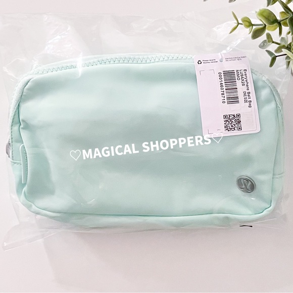 🤍 NEW Lululemon | Everywhere Belt Bag 1L in Mint Moment NWT - Picture 3 of 7
